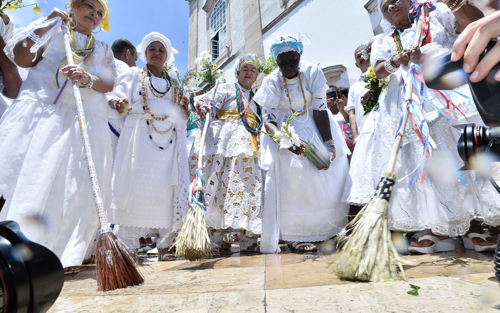 A Lavagem Do Bonfim Interdita Algumas Vias Da Regi O Vitalmed